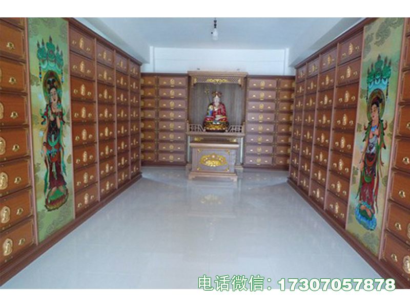 阿勒泰灵栖雅阁纪念格